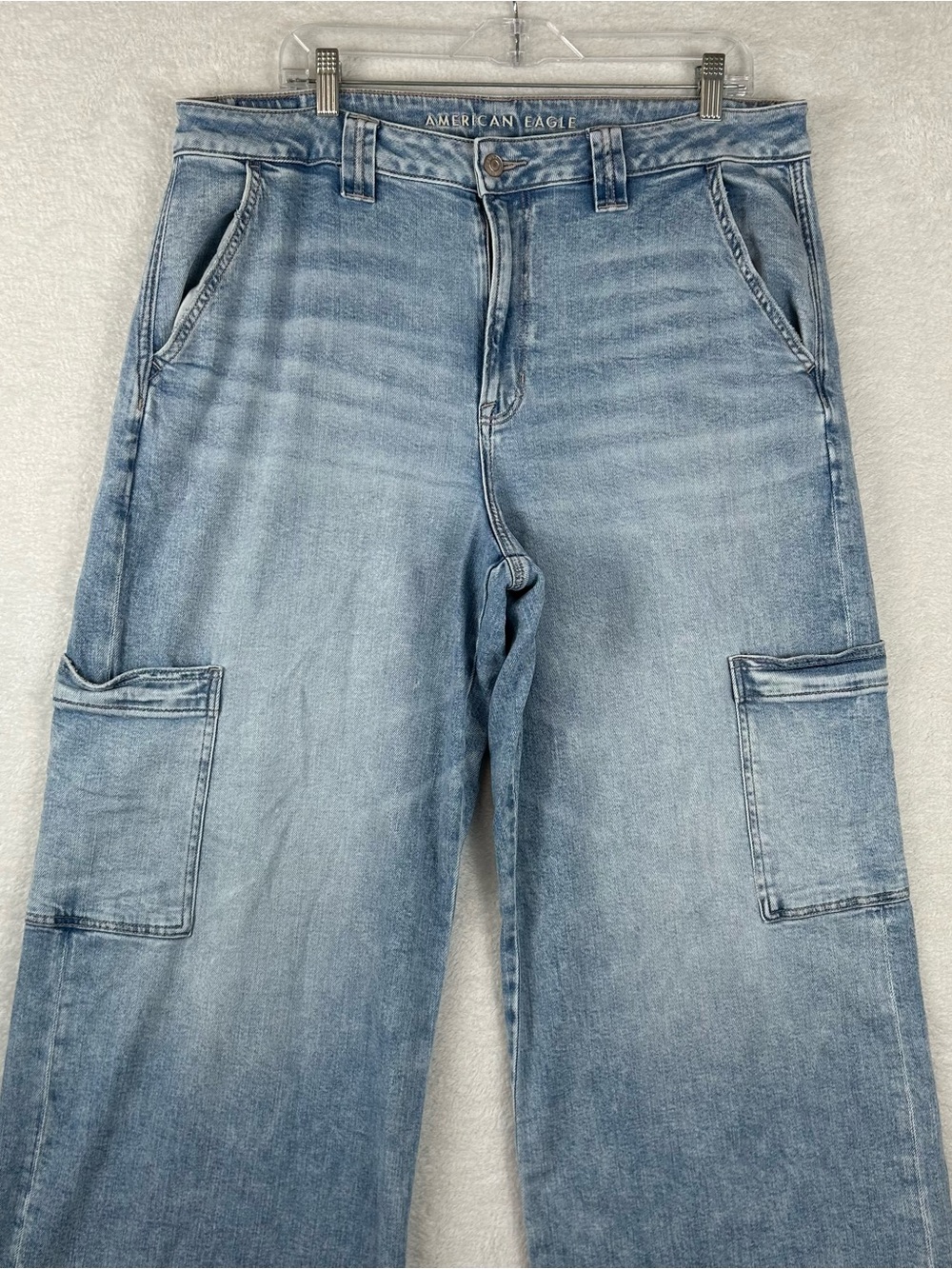 American Eagle Outfitters Light Blue Wide Leg Cargo Jeans women size 16 short